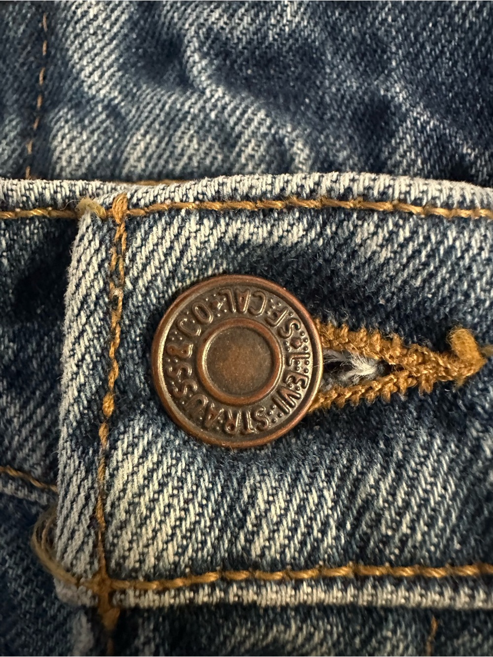 Size 36 Levi’s 550 Men’s Vintage Made In Canada Relaxed Tapered Jeans Blue - Picture 5 of 8